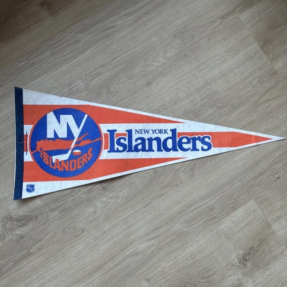 Vintage New York Islanders Full Size Felt Pennant NHL Hockey - Picture 1 of 8